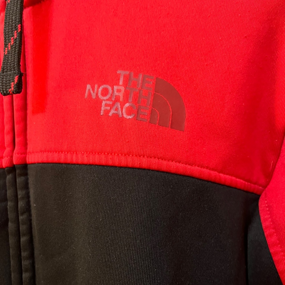 Red Lightweight Fall Northface Jacket - image 2